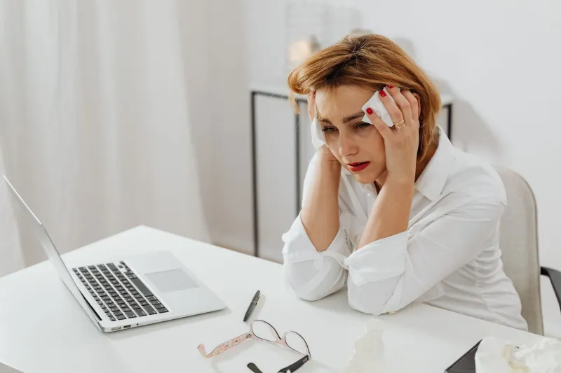 When the Algorithm Smells Blood: How AI Pricing Targets You at Your Worst Moment